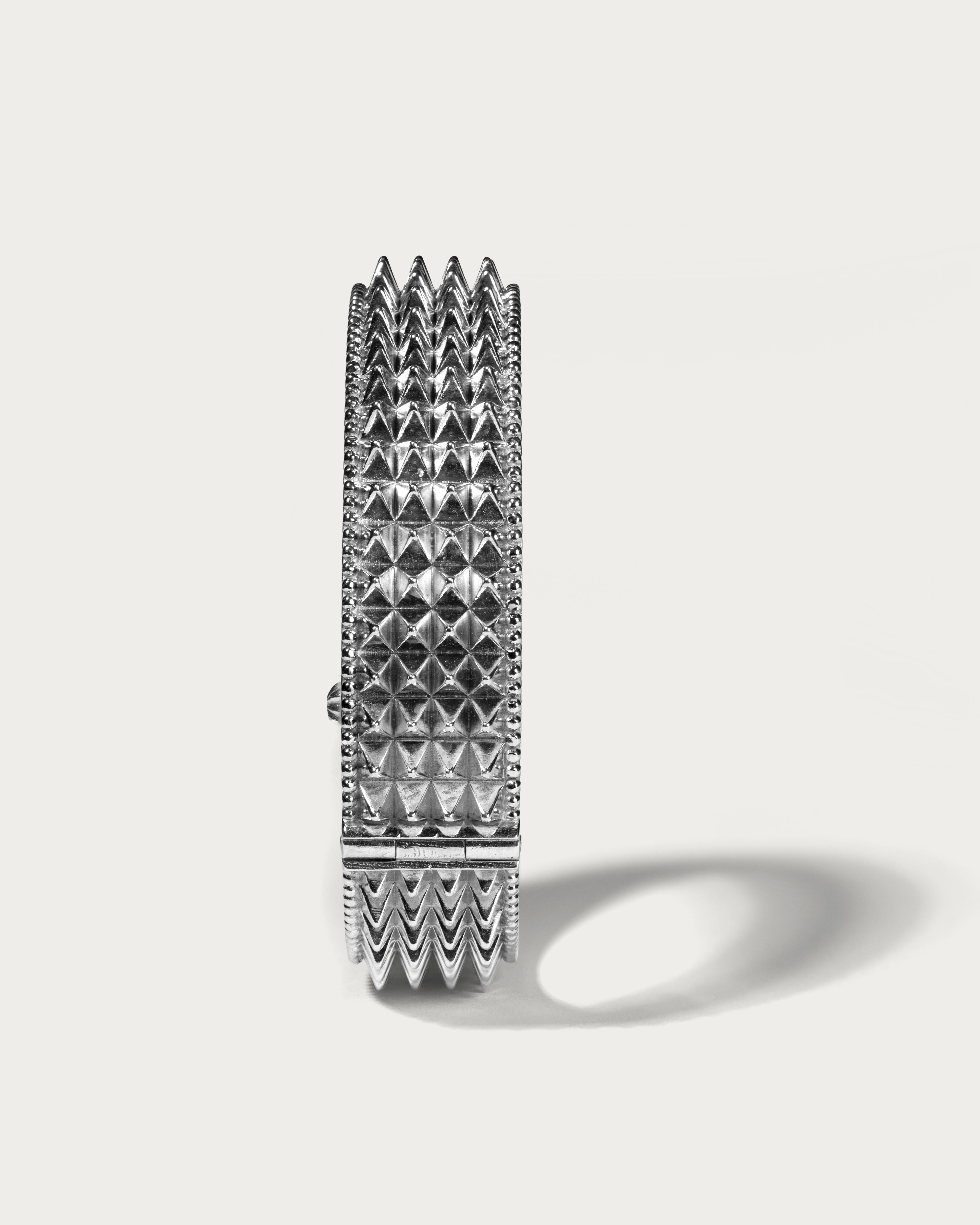 Gurd Al Hail Thin Bracelet