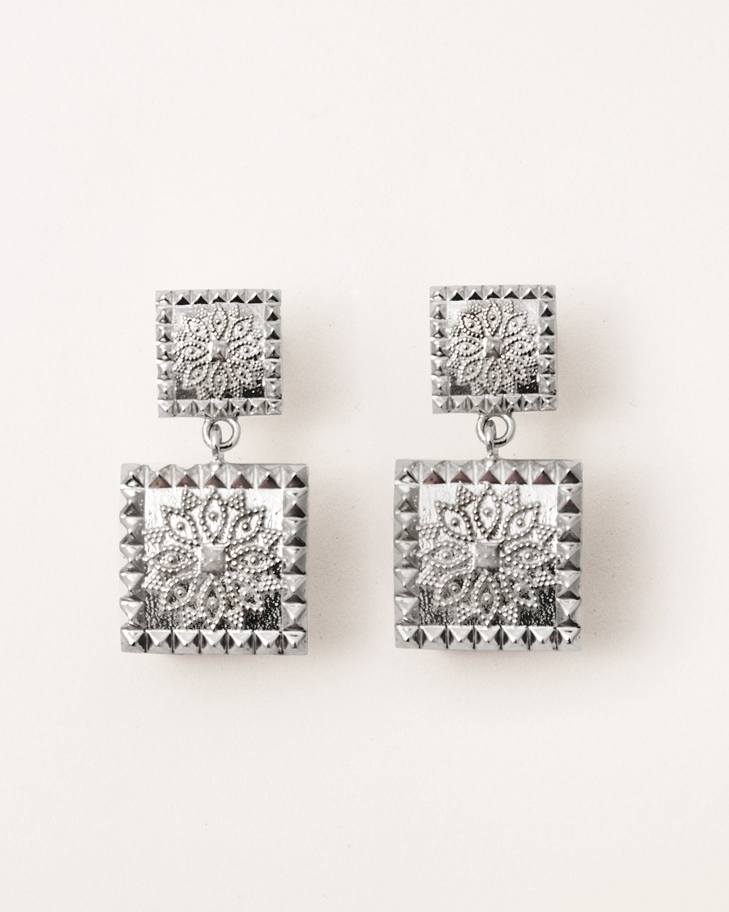 Tabla Simple Earrings big