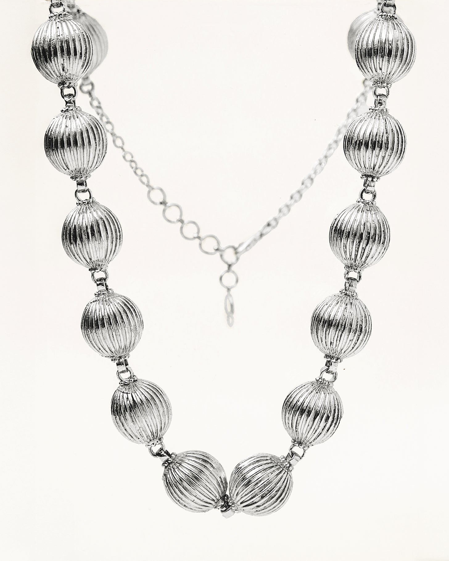 Al Manthoura Necklace