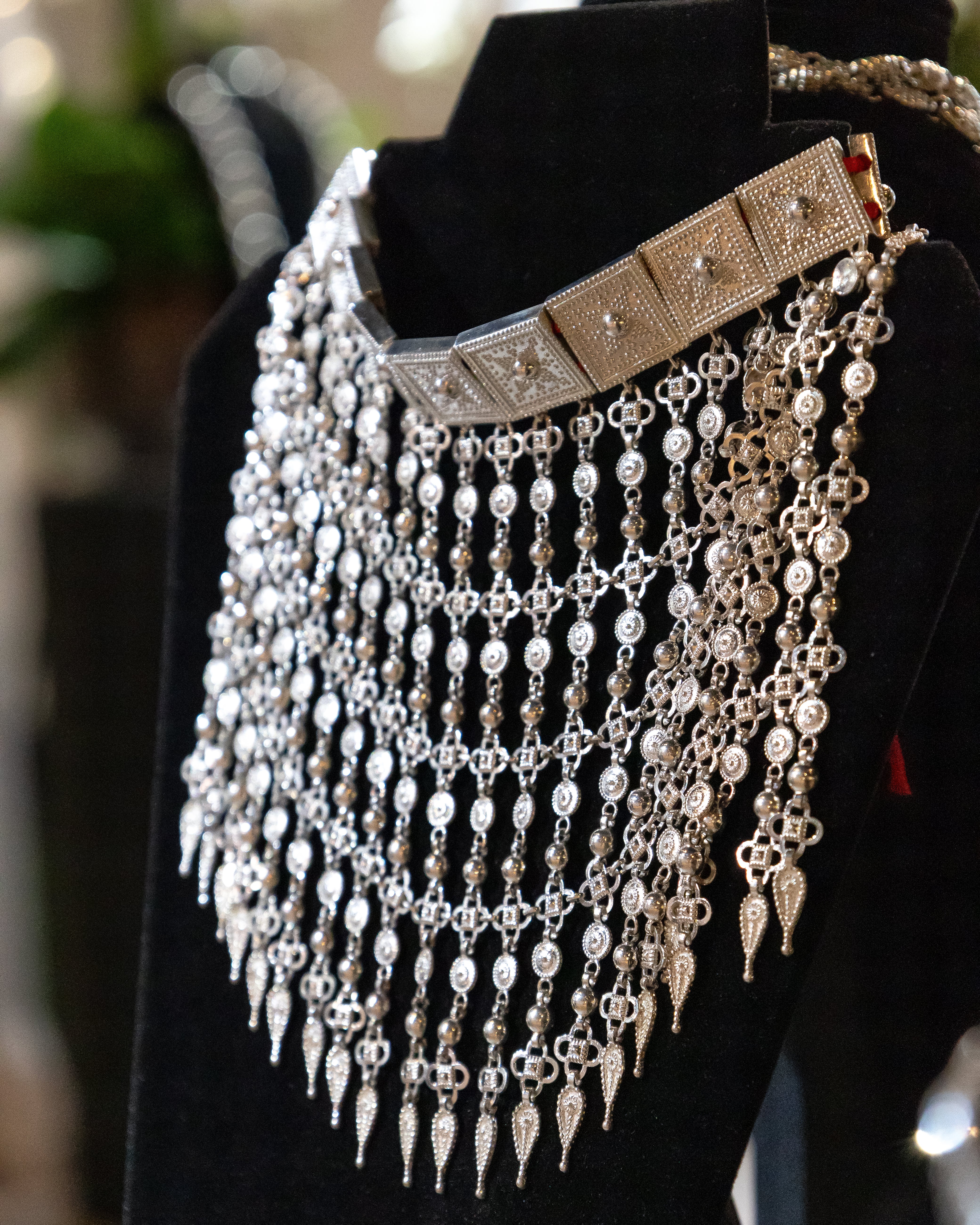 Mirtasha Classic Choker