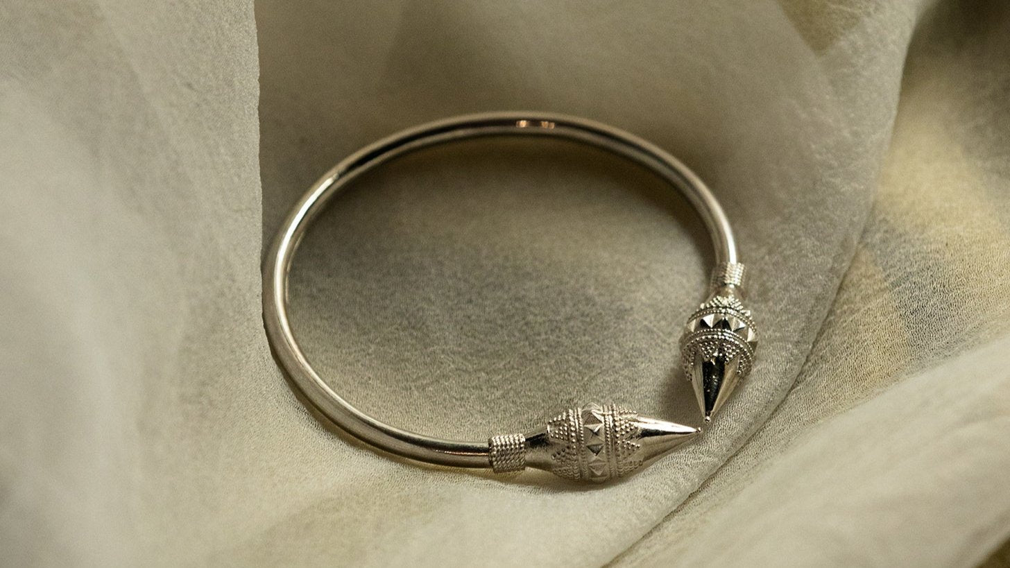 Choker Hab Al Hail Bracelet