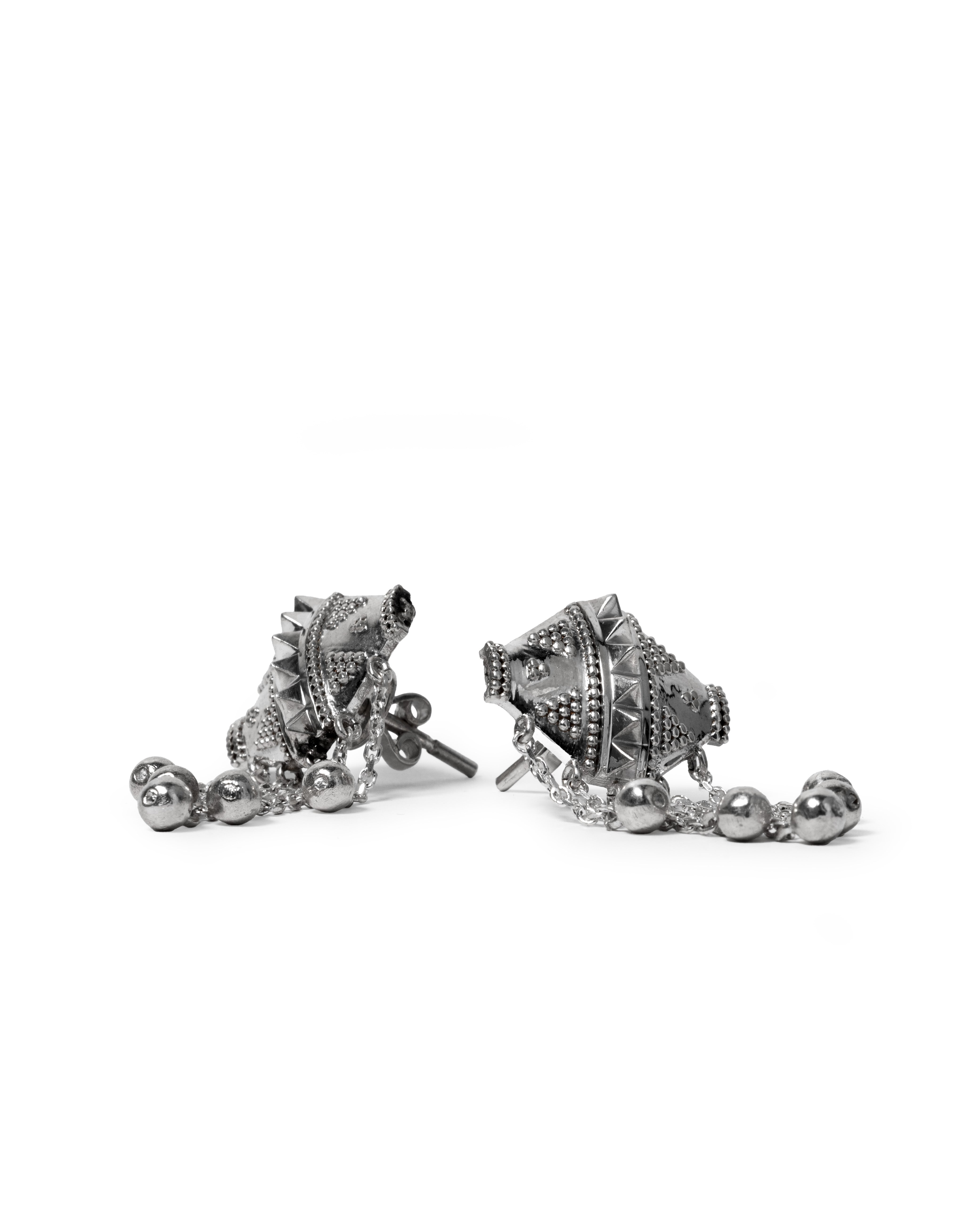 Hab Al Hail Khannagi Earrings
