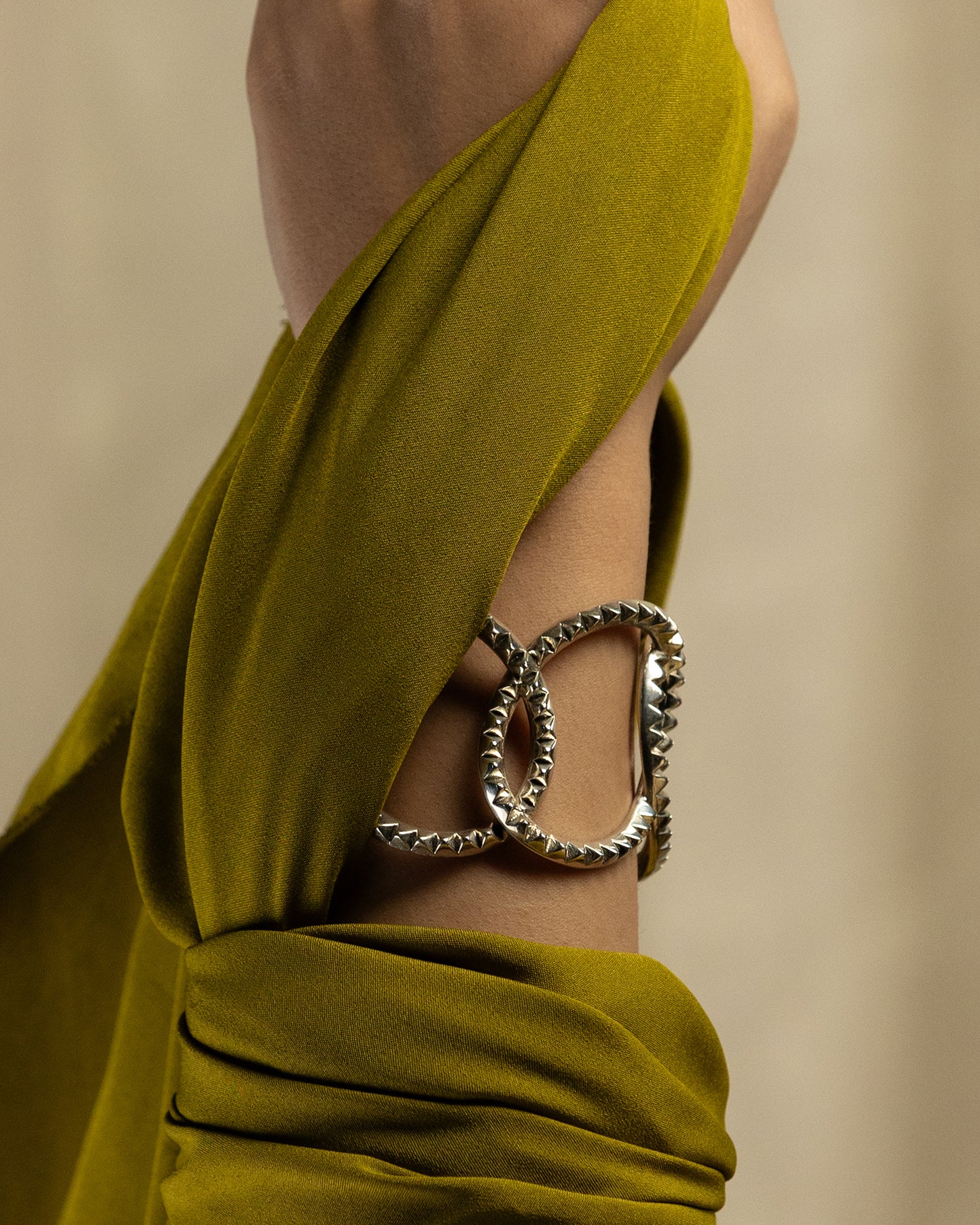 Gurd Al Hail Interlaced Bracelet