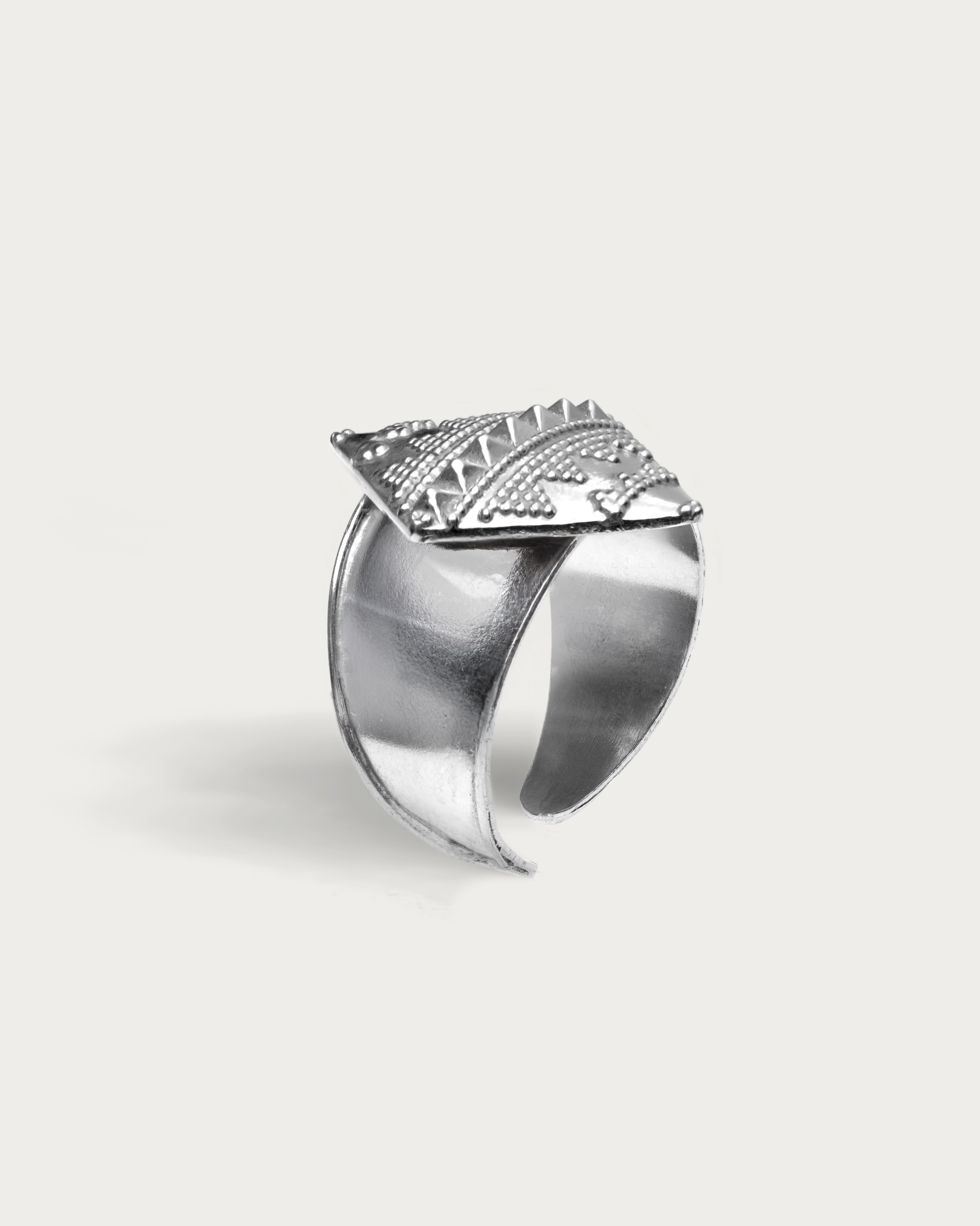 Fttakh Toe Ring
