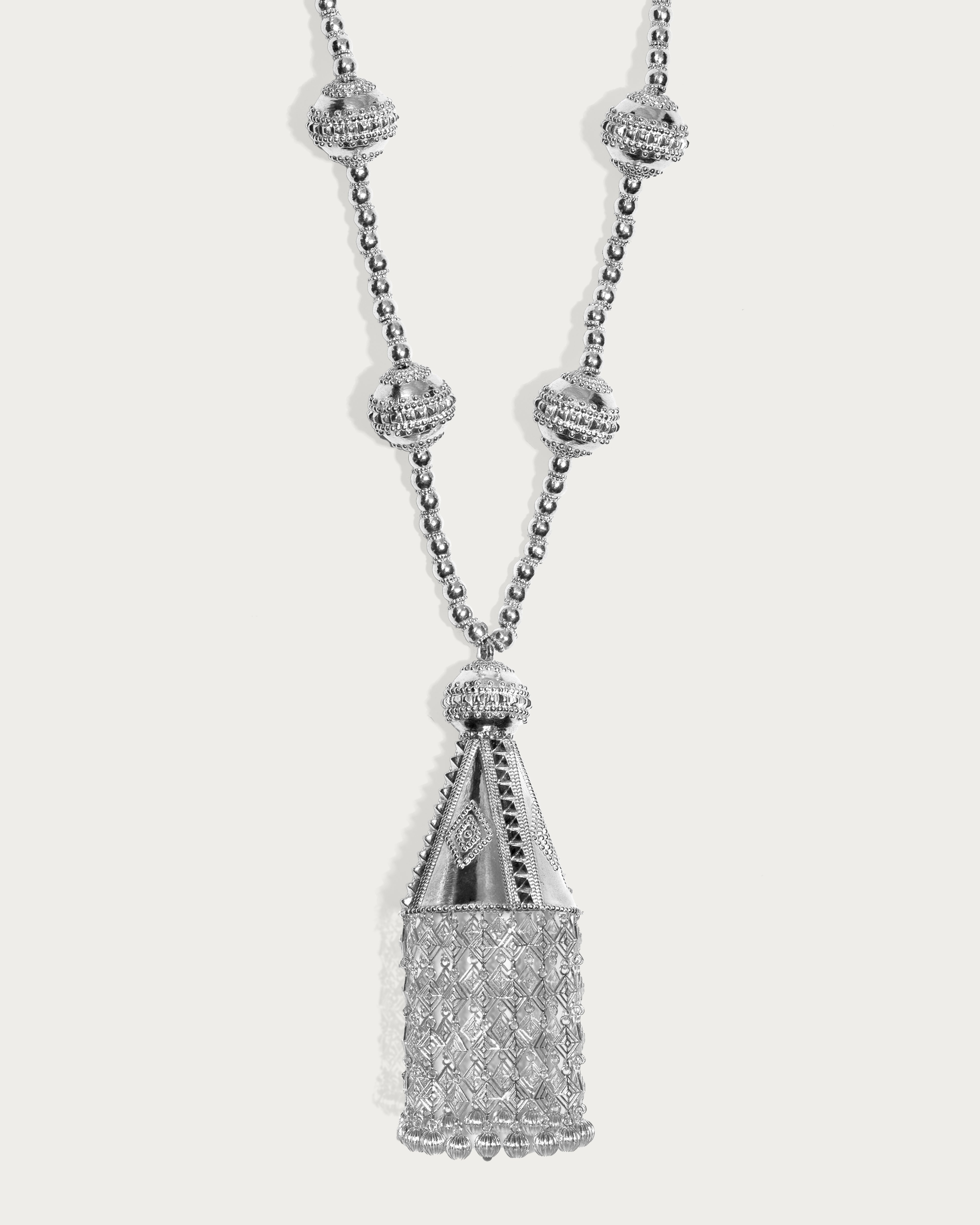 Traditional Mashmoum Mariya