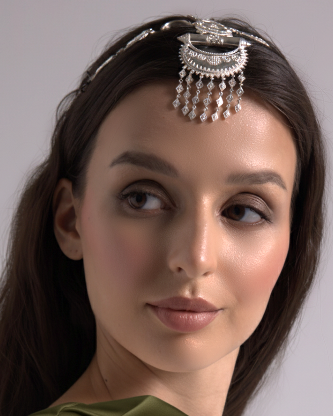 Heyaar Bushnaf Headpiece