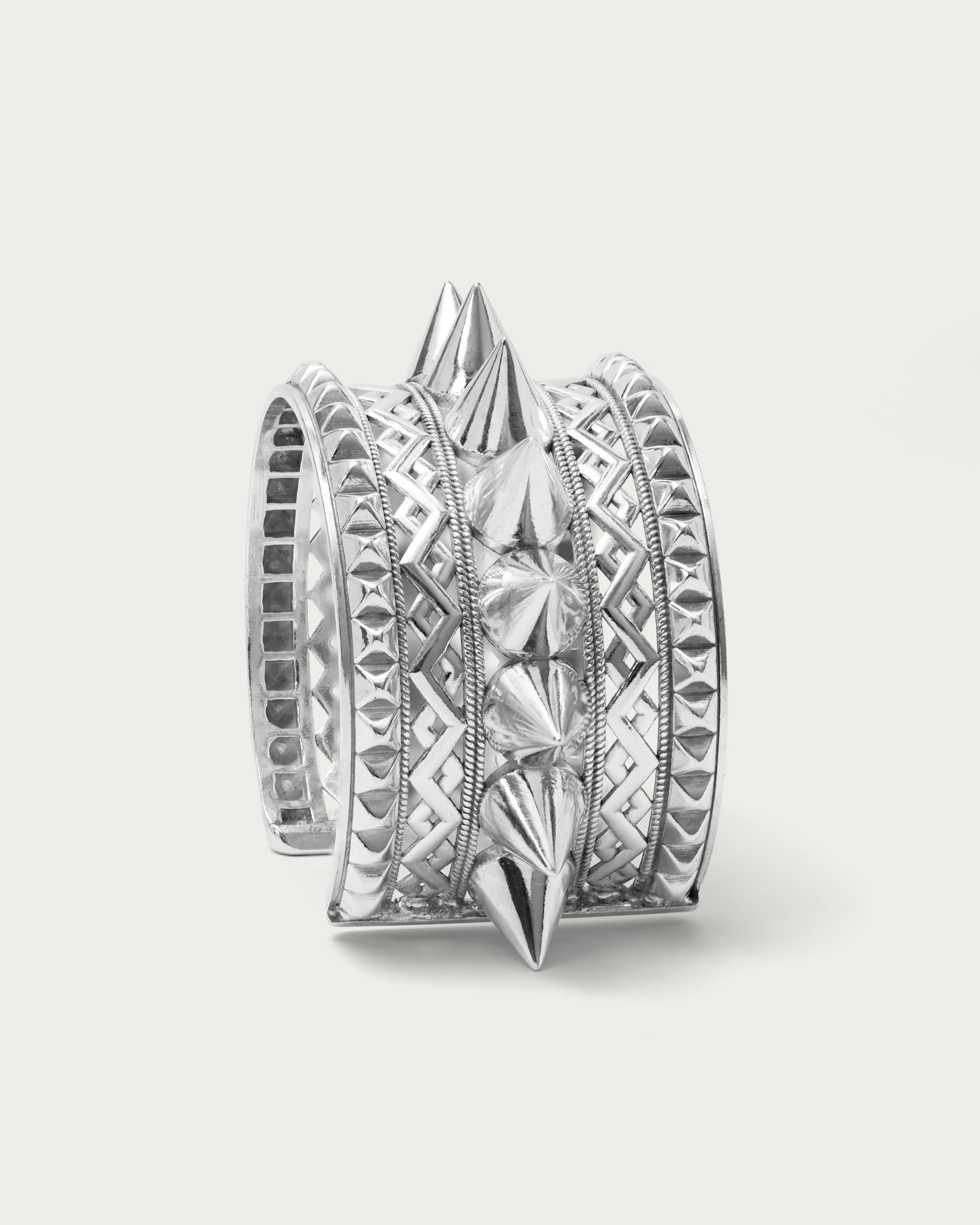 Bulshok Half Bangle