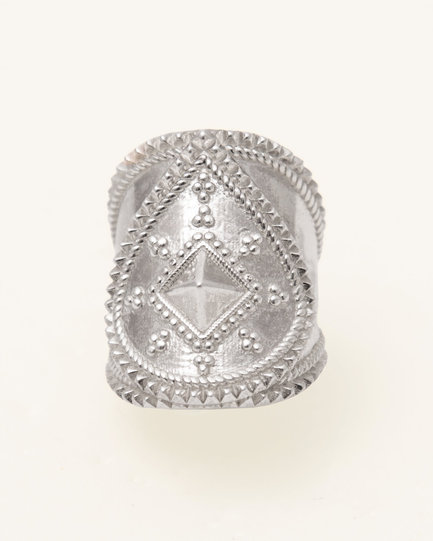 Abaq Ring