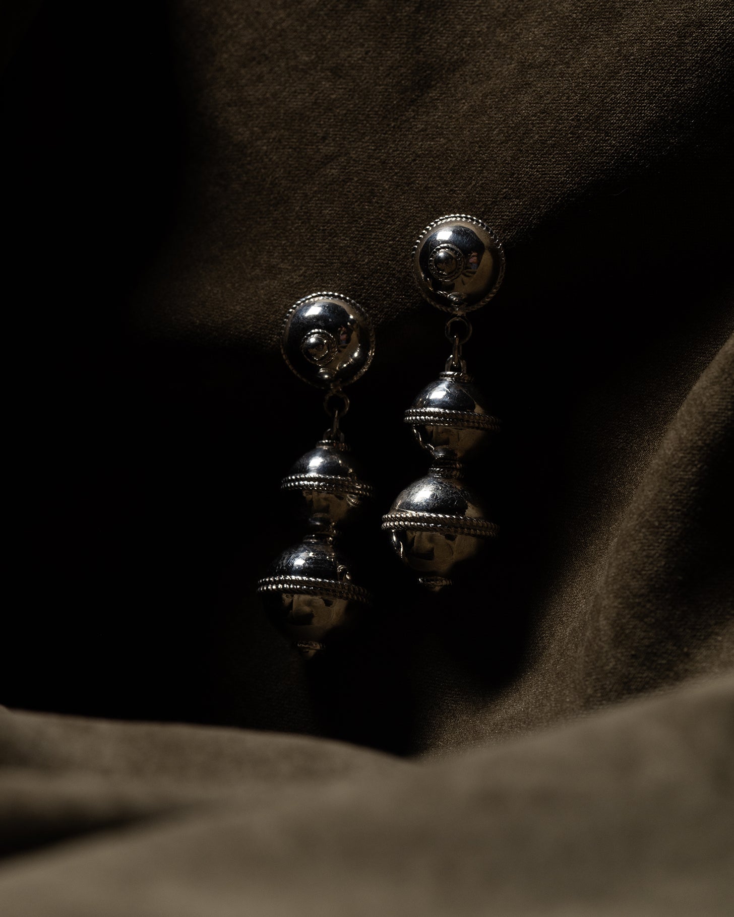 Hab Al Rumman Earrings