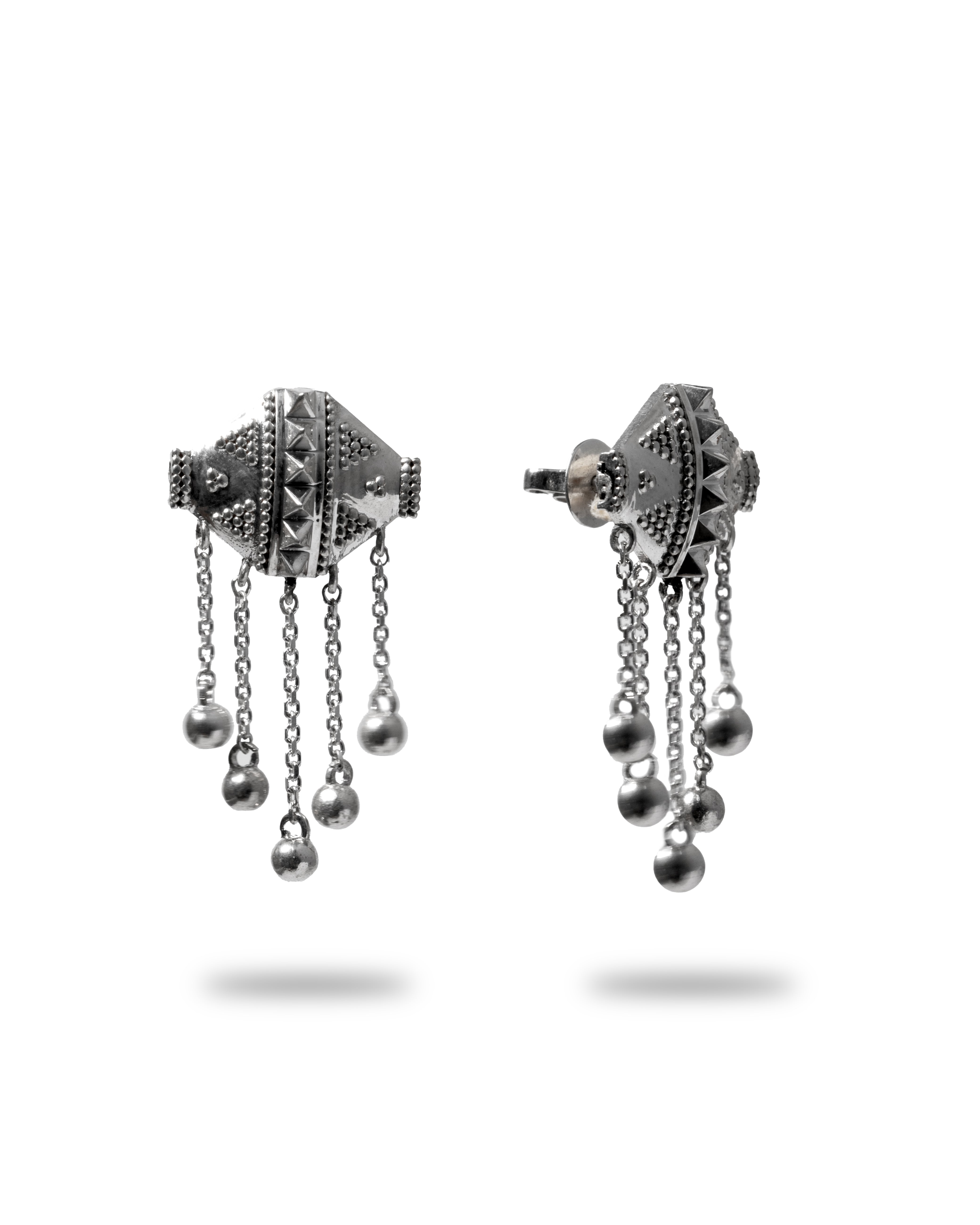 Hab Al Hail Khannagi Earrings