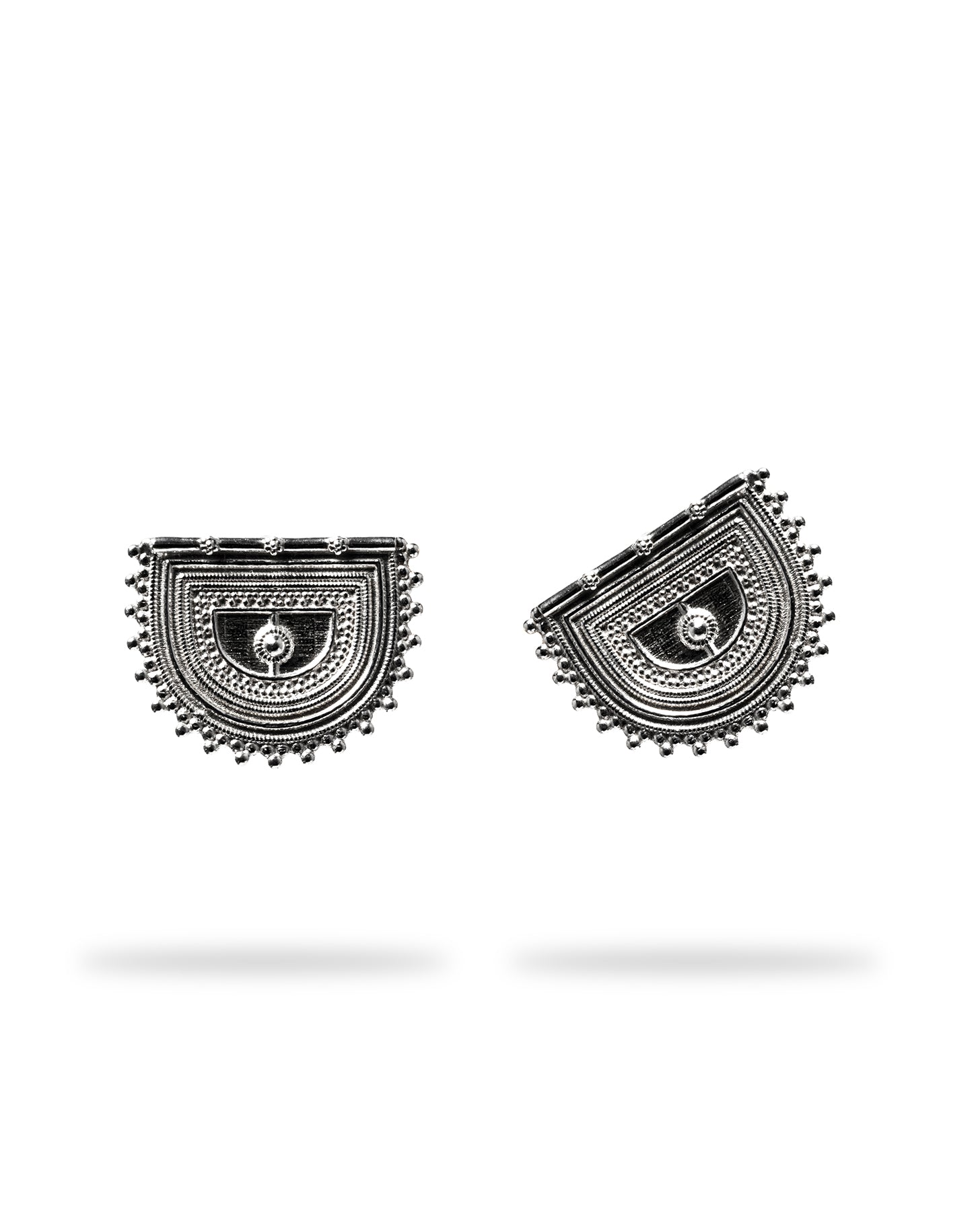 Bushnaf Stud Earrings